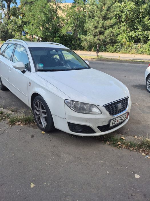 Vand aututurism Seat exeo