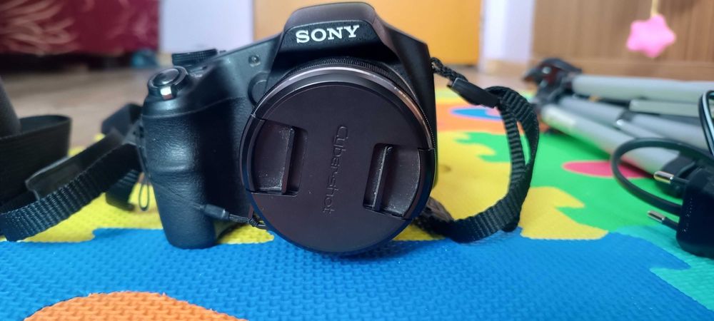 Компактен фотоапарат Sony Cyber-shot DSC-HX200VВ