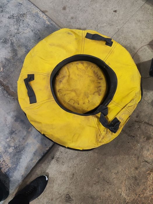 Продам зимнюю плюшку в хорошем состоянии.