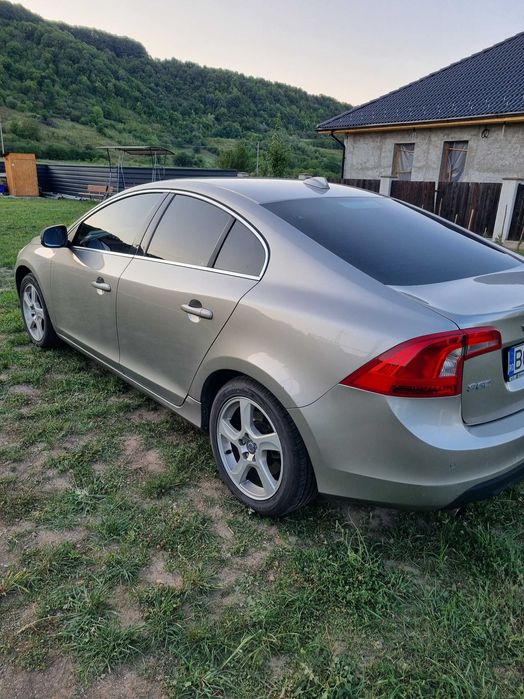 Vand Volvo S60 iulie 2011
