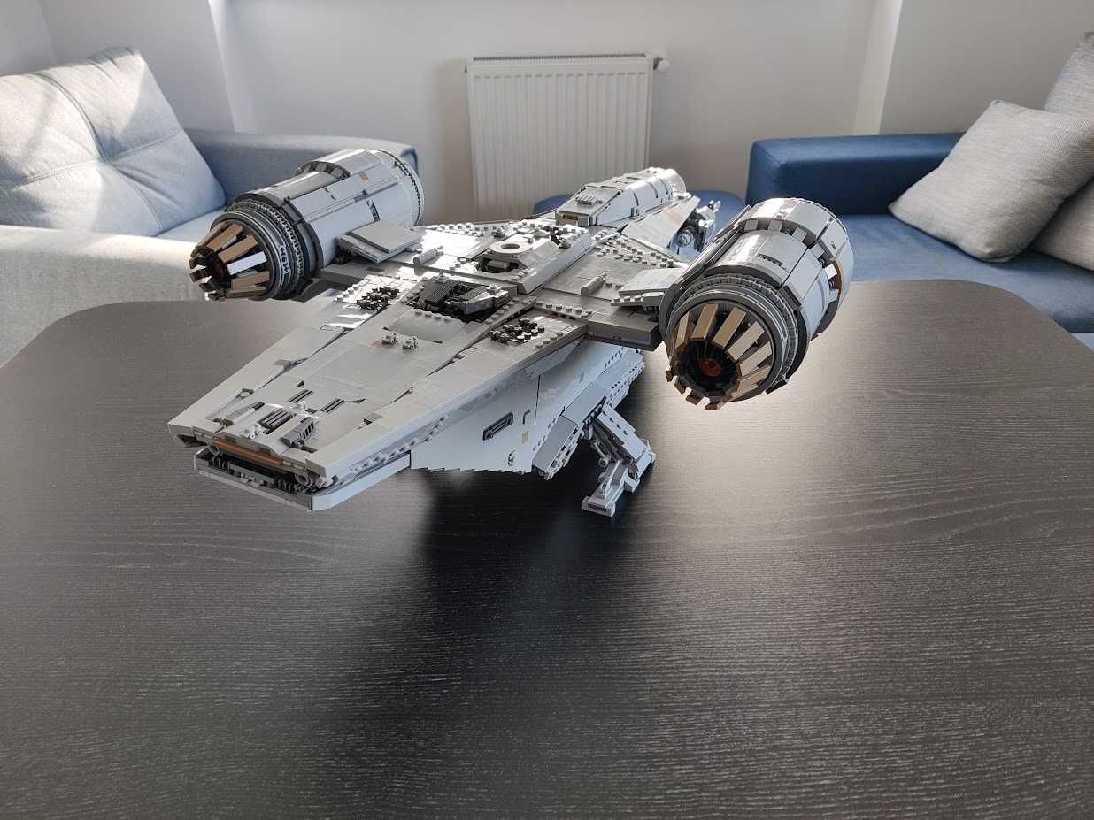 Copie Lego Star Wars 75331 The Razor Crest - UCS