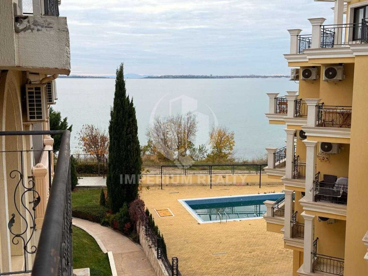 Продава се Двустаен апартамент в Свети Влас - 55 кв.м за 1728 €/кв.м - Снимка #4