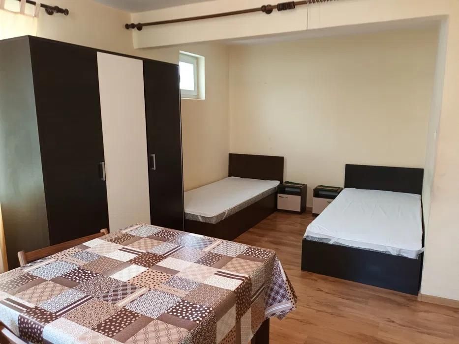 Дава се под наем Двустаен апартамент в Варна, Генералите - 50 кв.м за 350 € - Снимка #3