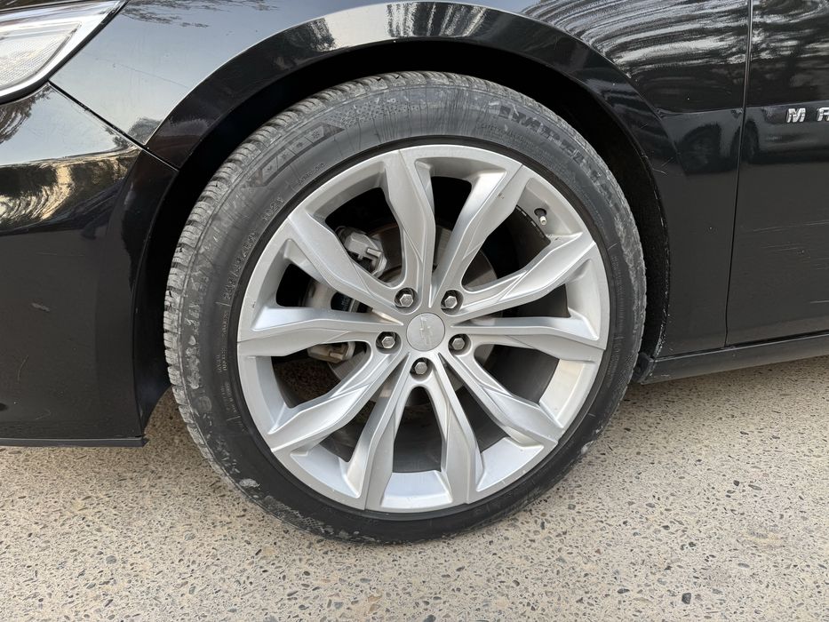 primer diska 19 lik shiroki