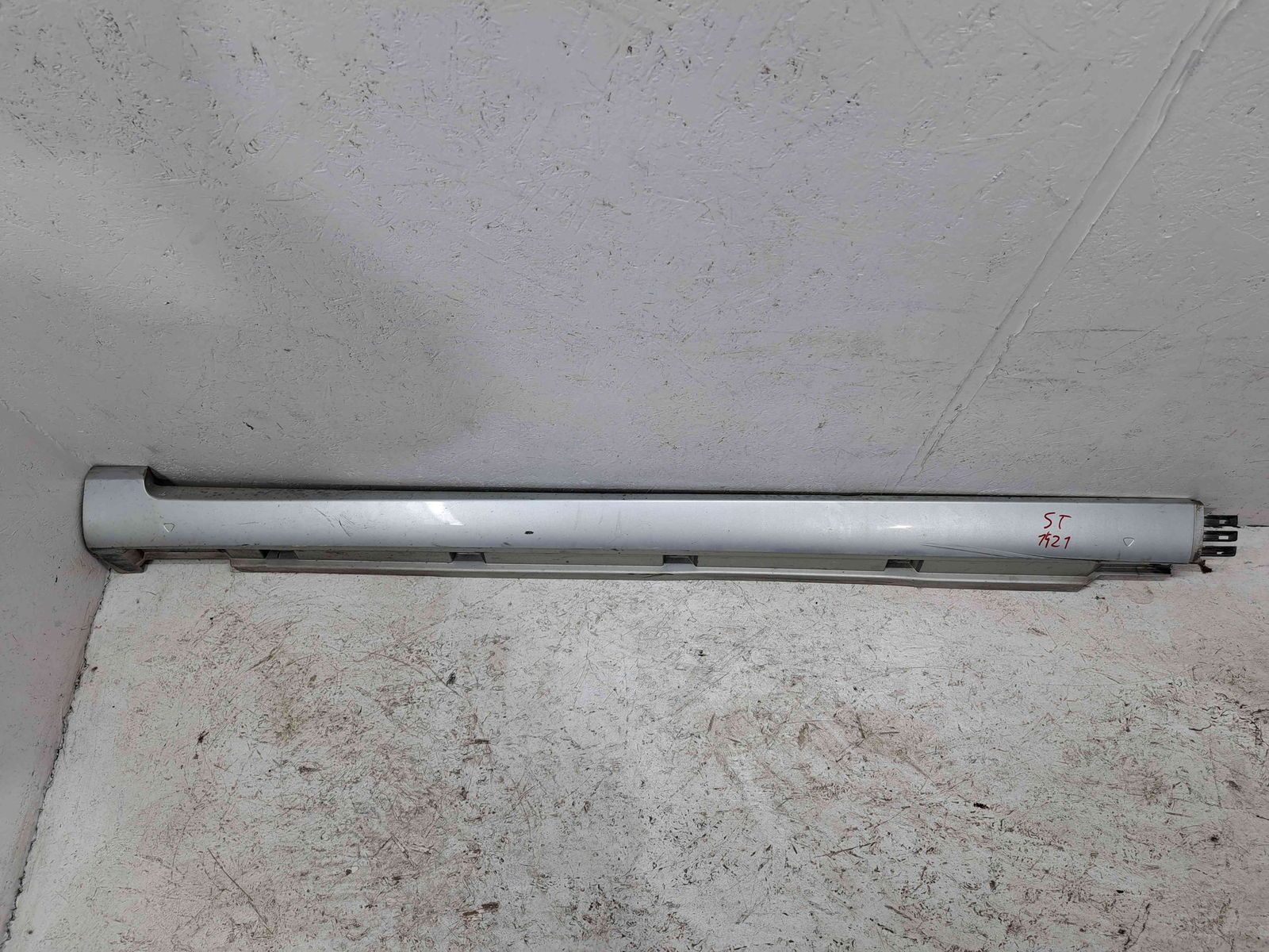 Prag lateral stanga Volkswagen Passat B7 (365) Variant [Fabr 2010-2014