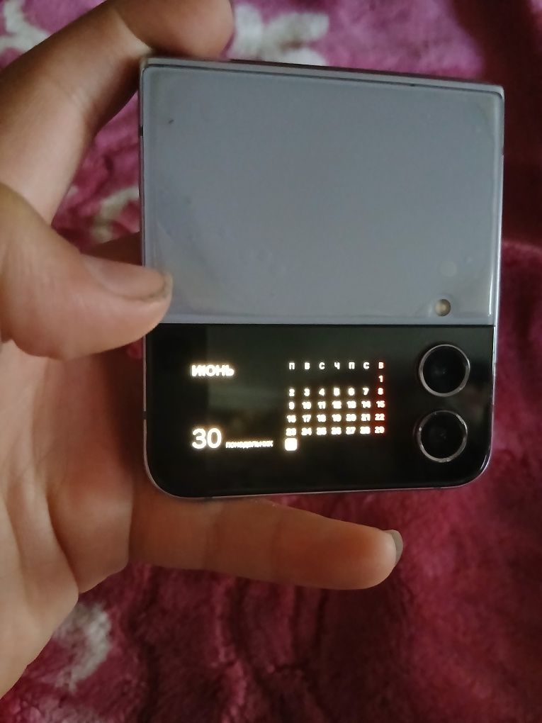 samsung  gelaksi  z flip 4
