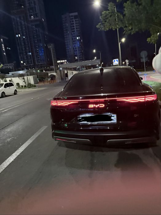 Byd Han L 701km full