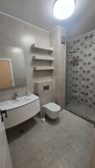 Inchiriez apartament 2 camere