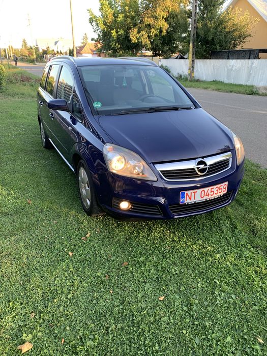 Vand opel zafira b 1.6 benzina