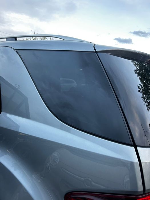 Geam dreapta spate fix pe caroserie Mercedes ML W164