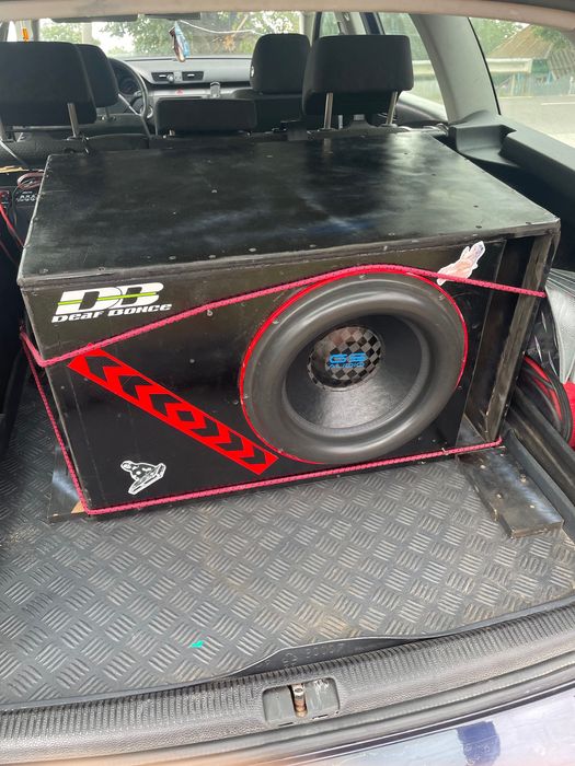 Vând subwoofer GS Audio