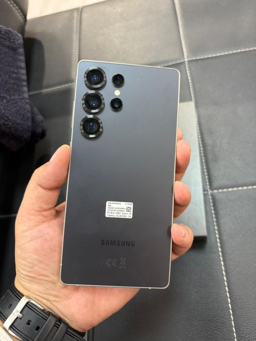 Vând Samsung s 25 ultra 256 GB