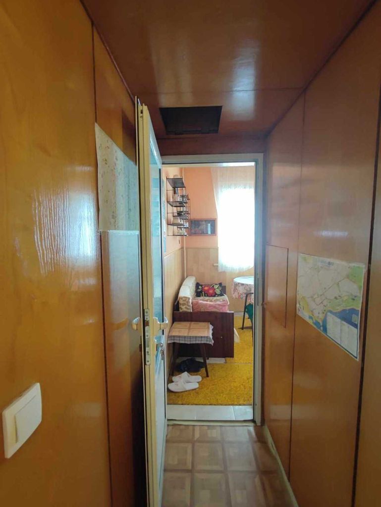 Продава се Двустаен апартамент в Варна, Трошево - 48 кв.м за 1605 €/кв.м - Снимка #2