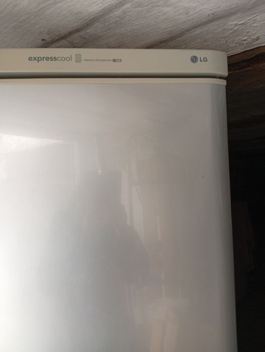 Продам холодильник