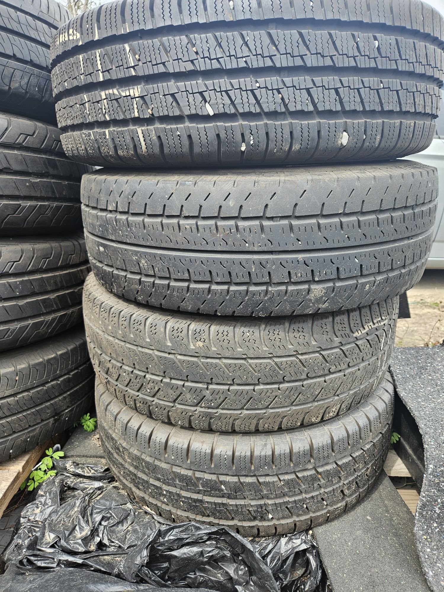 4 Jante + cauciucuri 205 / 65 / 16c Ford Transit / Custom / Connect