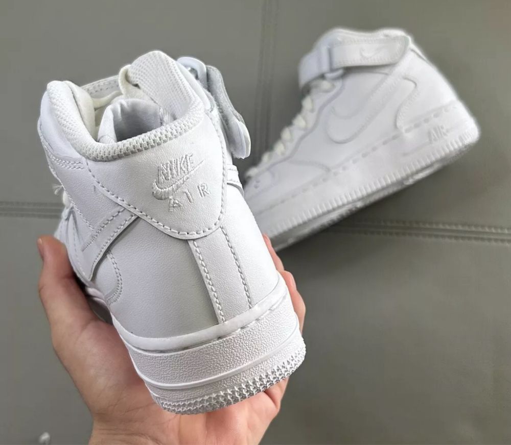 |Nike |Air Force 1 Mid ‘07 Triple |White