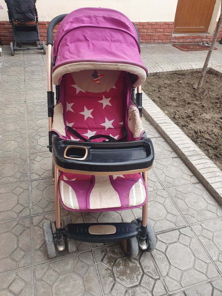 Коляска в хорошем состояние