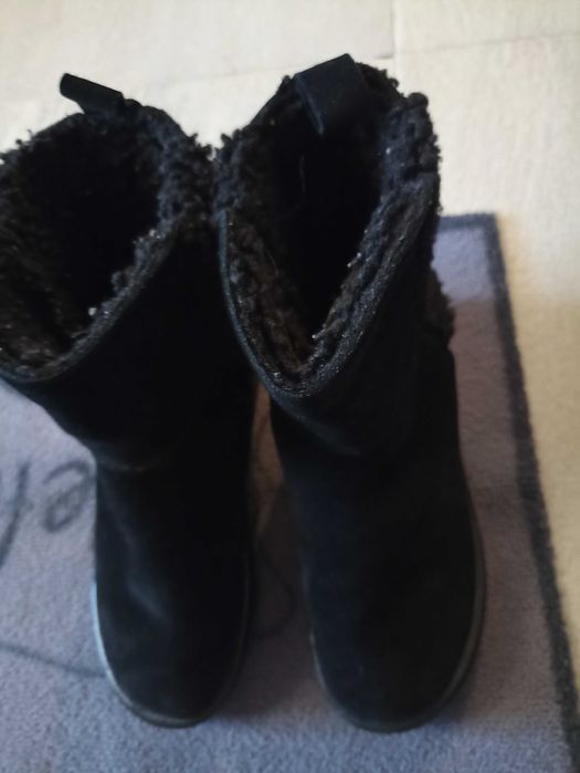 Cizme cu blană, impermeabile, fetițe/femei ZARA, mărimea 36