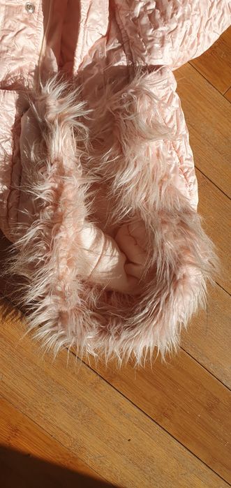 Красиво и топло дълго яке за момиче