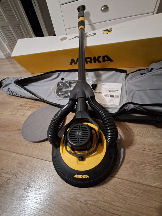Girafa Mirka Leros