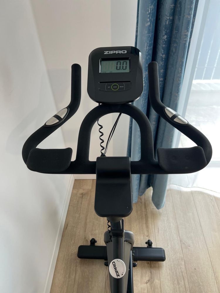 Vand bicicleta fitness Zipro