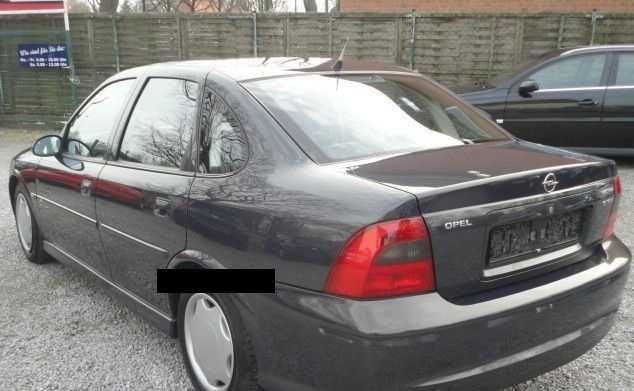 Opel Vectra B Edition 2000 2.0 DTI на части