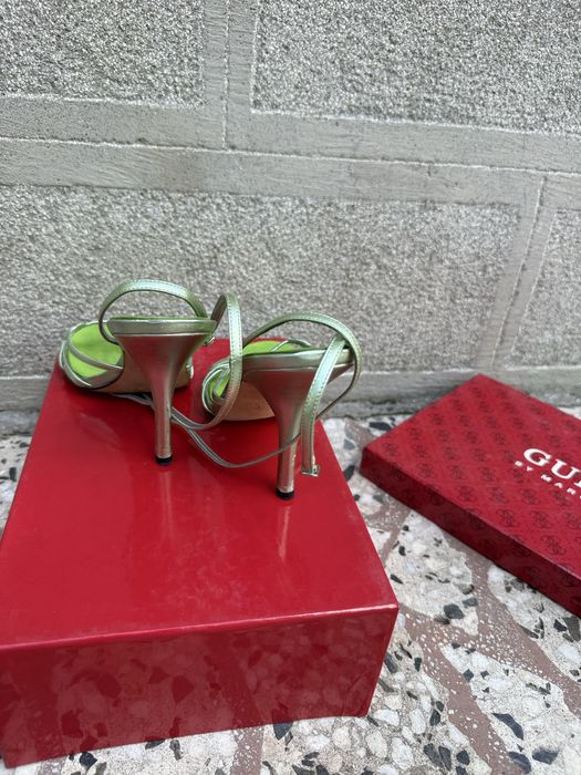 Sandale Guess by Marciano, mărimea , purtate o singură dată