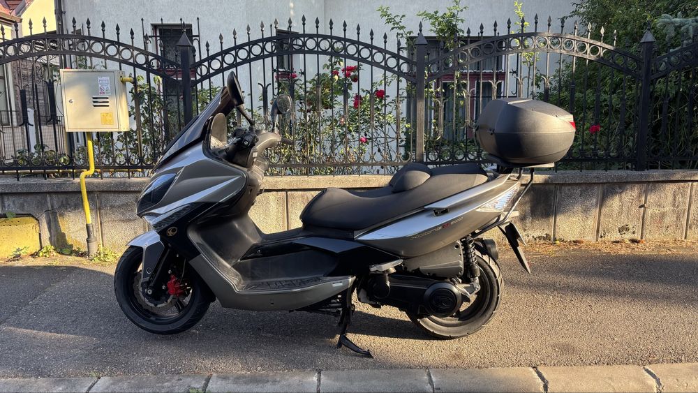 Kymco xciting R 270i
