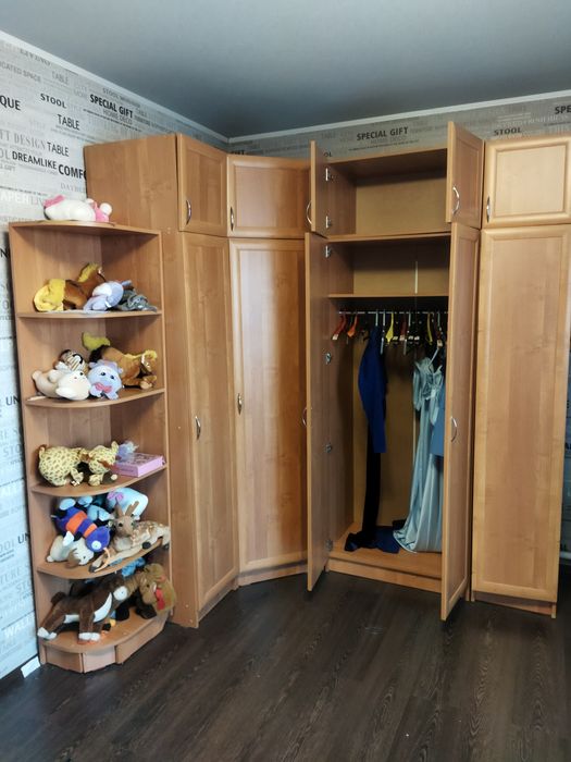 Продам шкаф для хранения одежды