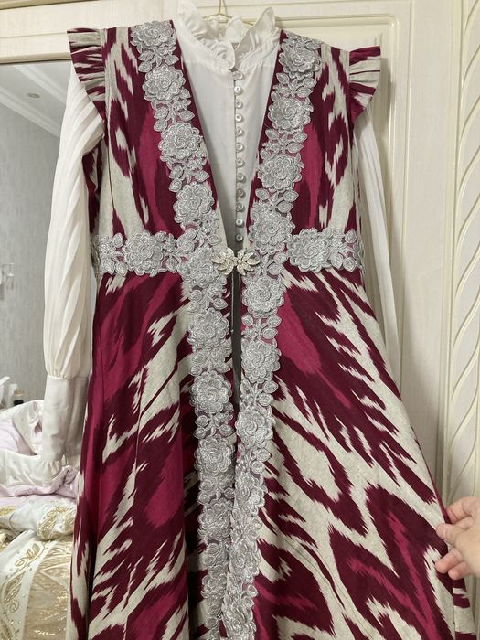 Kelinlar uchun liboslar 1 mata kiyilgan atiga holati yengi toza