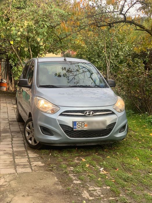 Hyundai i 10 1,1 benzina