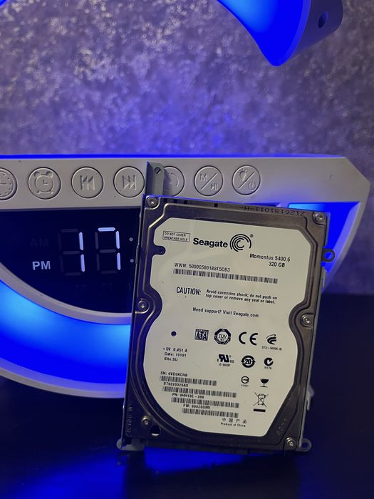 Продам жесткий диск seagate