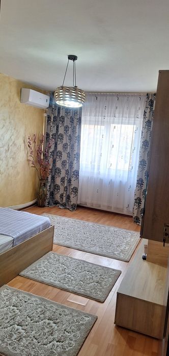 Închiriez Garsoniera