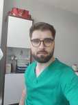 Asistent medical ofer ingrijiri medicale la domiciliu