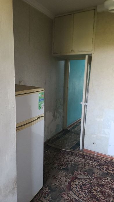 Сдаётся 3)4)4эт.домаСергели Спутник 15кв..350у.е .кв обставлена