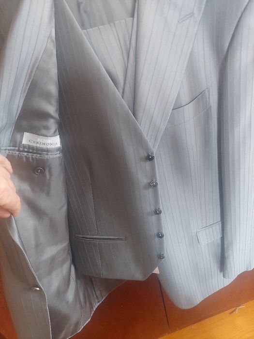 Vand costum Pal Zileri