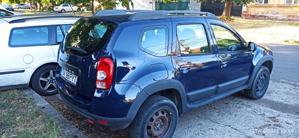 Vând Dacia Duster 4x4 diesel 1.5 dci pachet drumuri grele