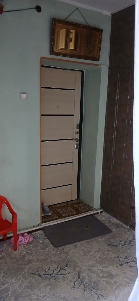 Кирпичный 4 комнатный продаётся обласной овир , сампи сельхоз орентир