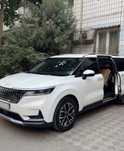 Kia Carnival 2023.