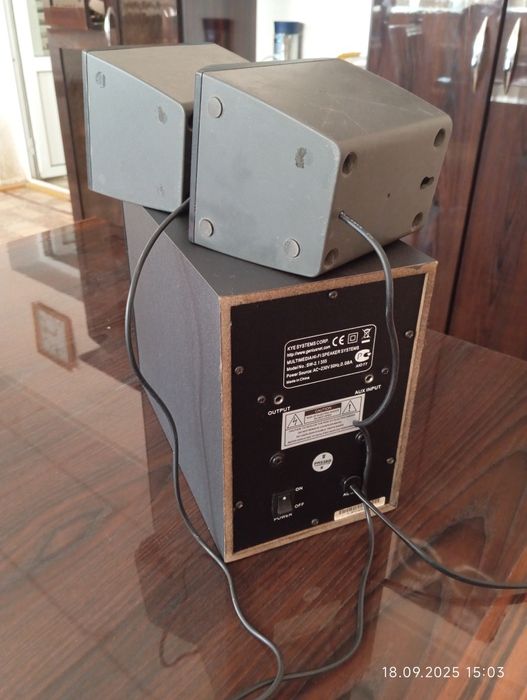 Калонка Genius. model NO.SW 2.1 355.