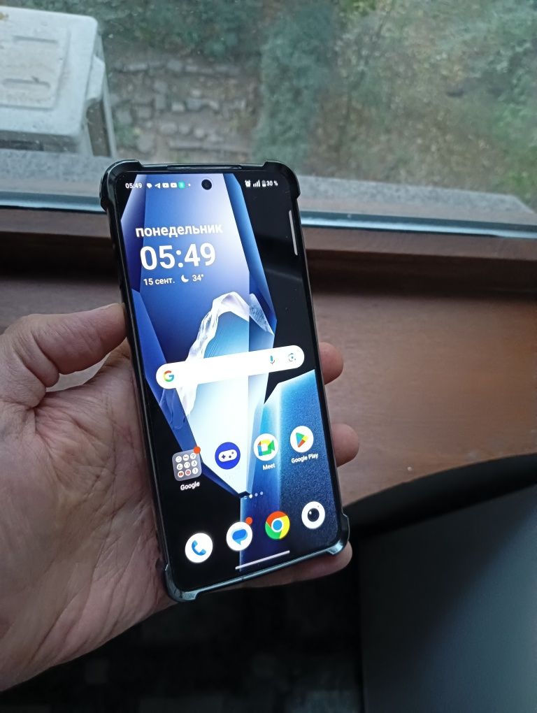 Продается OnePlus Ace5 (13R)