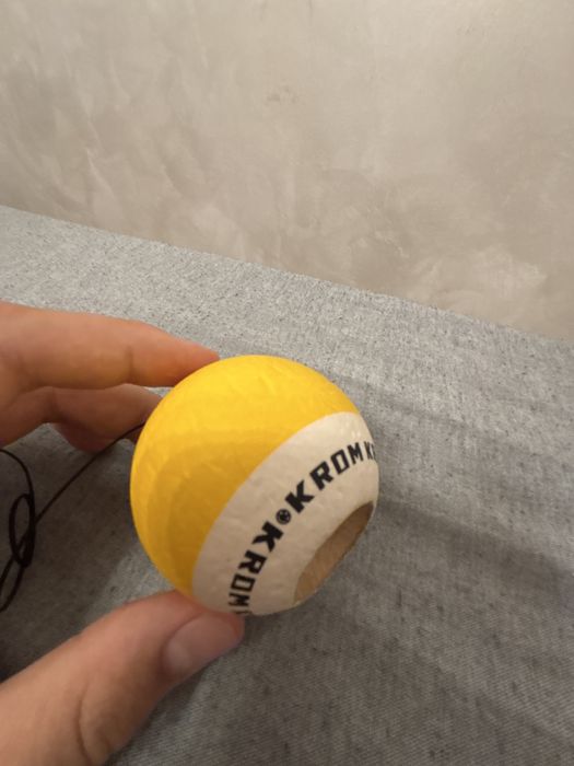 Kendama krom pop rubber galbena