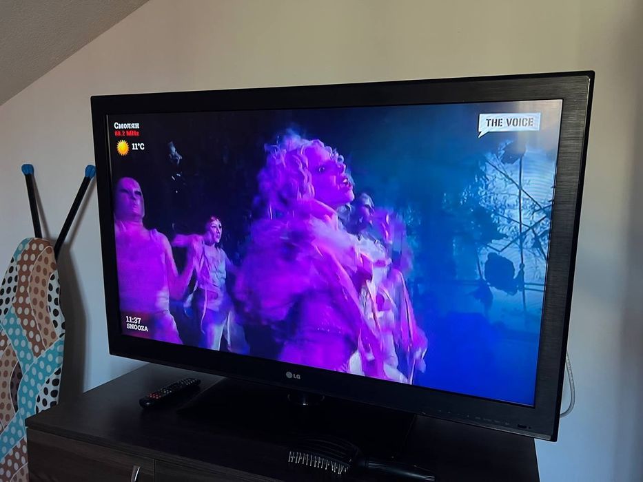 Телевизор LG 42 инча