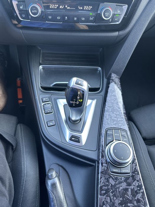 BMW 330e iperformance