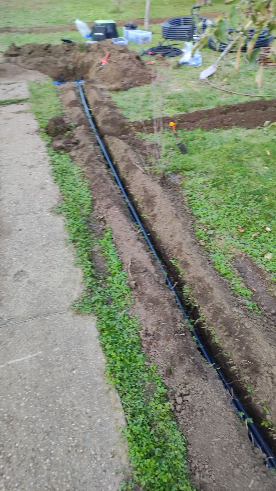 Reparatii,Service ,Instalare sisteme de irigații rezidențiale