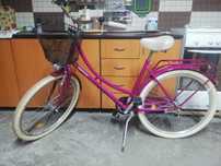DE VANZARE BICICLETA pentru oras, de dama