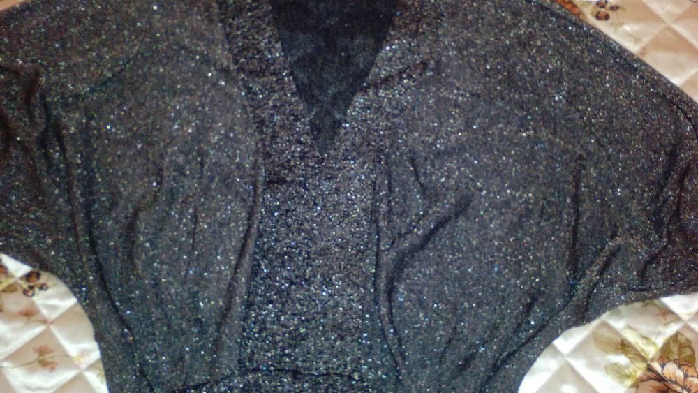 Дамска блуза лъскава - 8 лв