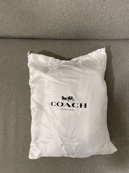 Мъжка кожена чанта Coach