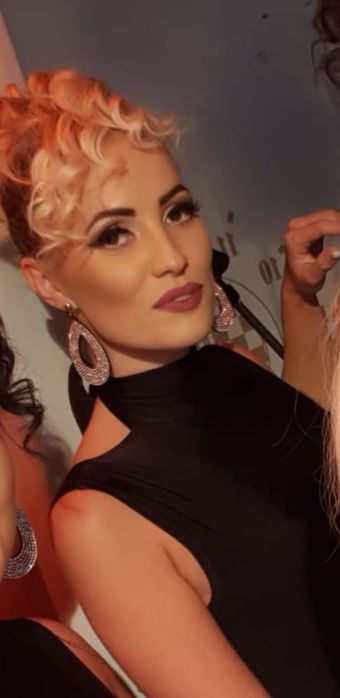 Coafat și make. Up la domiciliul clientei