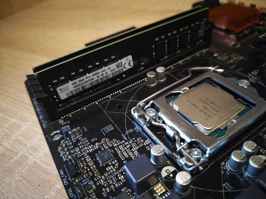 Материнка h170+i7-7700k+ddr4-2666mhz